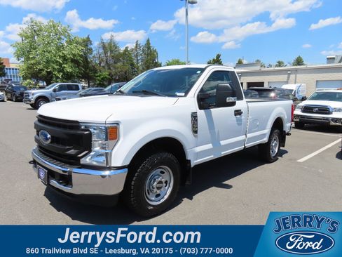 Used 2022 Ford F350 XL w/ Power Equipment Group RWD image 3