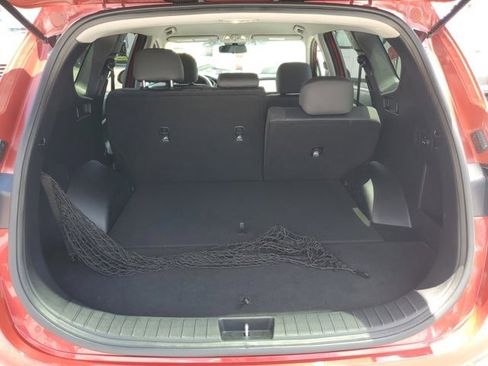 Used 2019 Hyundai Santa Fe SE FWD image 12