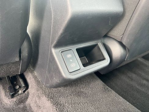 Used 2025 Kia K4 LXS image 23