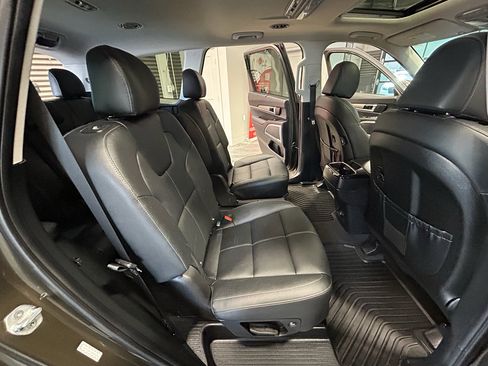 Used 2022 Kia Telluride EX w/ EX Premium Package AWD/4WD image 49