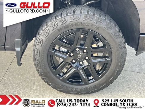 Used 2024 Chevrolet Silverado 1500 LT Trail Boss w/ Convenience Package II AWD/4WD image 31