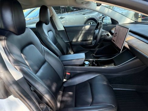 Used 2019 Tesla Model 3 Long Range AWD/4WD image 18