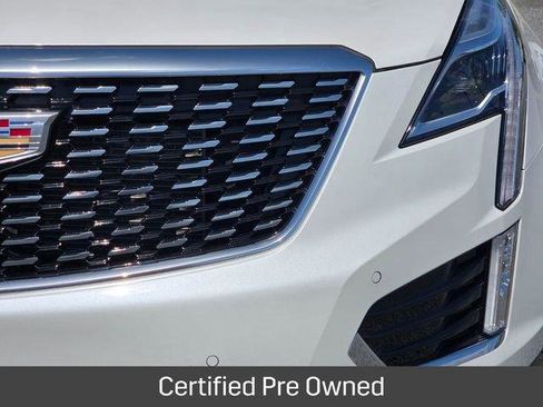 Certified 2025 Cadillac XT5 Premium Luxury image 9