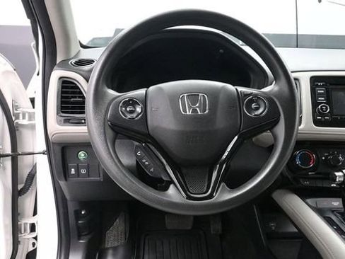 Used 2022 Honda HR-V LX image 21
