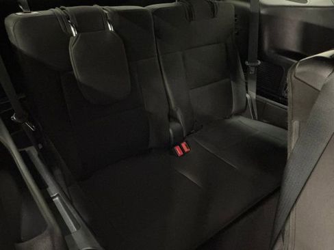 Used 2020 Ford Explorer XLT RWD image 18