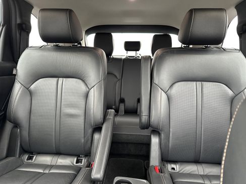 Used 2024 MAZDA CX-90 3.3 Turbo w/ Premium Package image 13