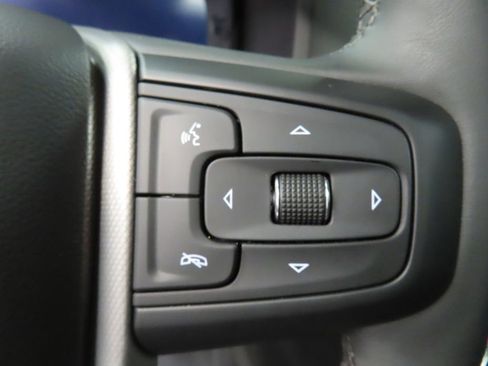 Used 2023 GMC Yukon Denali image 49