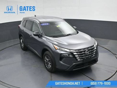 Used 2024 Nissan Rogue S AWD/4WD image 46
