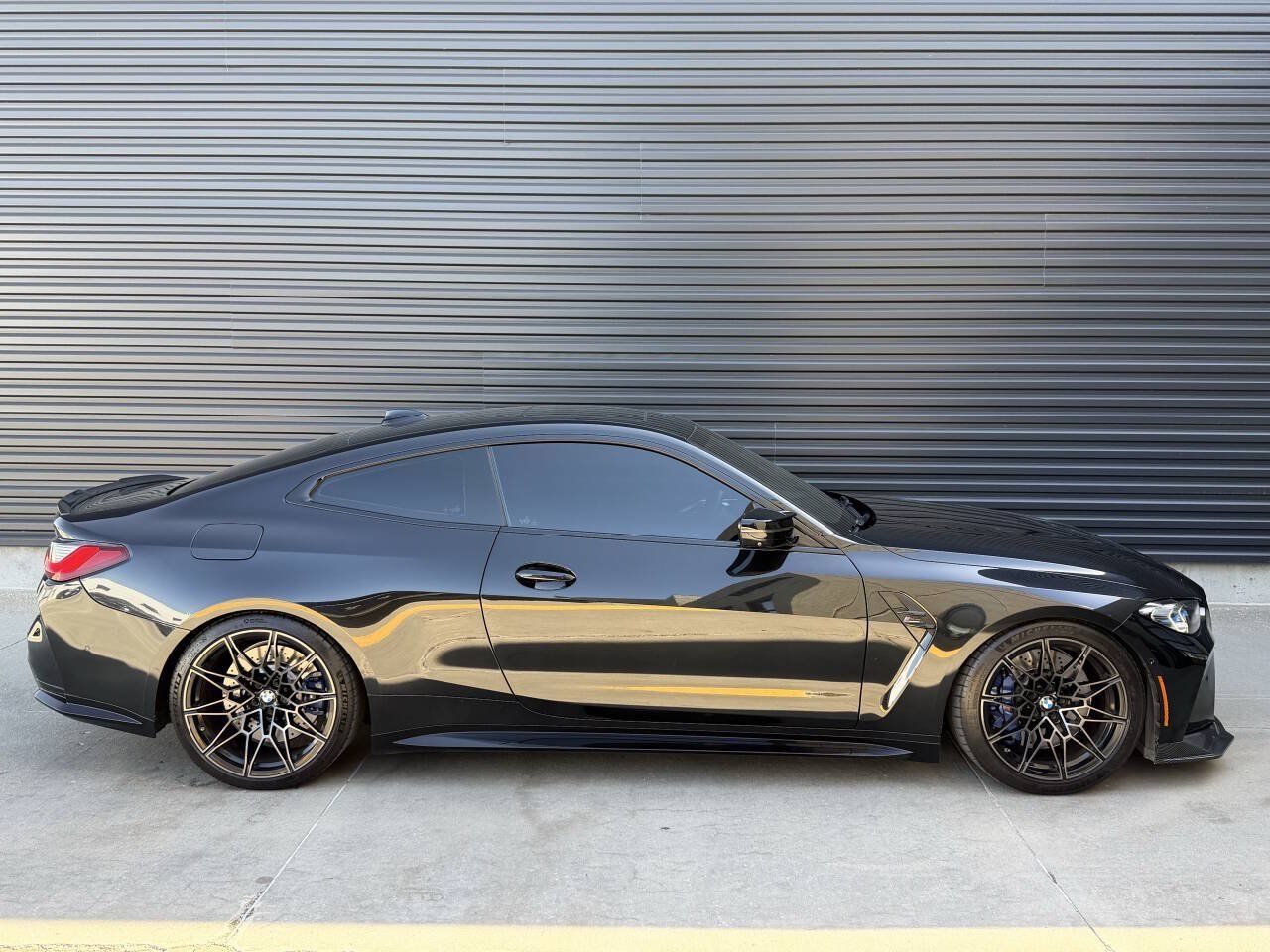 Used 2021 BMW M4 Competition w/ Executive Package RWD image 11