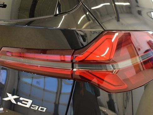 New 2026 BMW X3 xDrive30 w/ Premium Package image 12