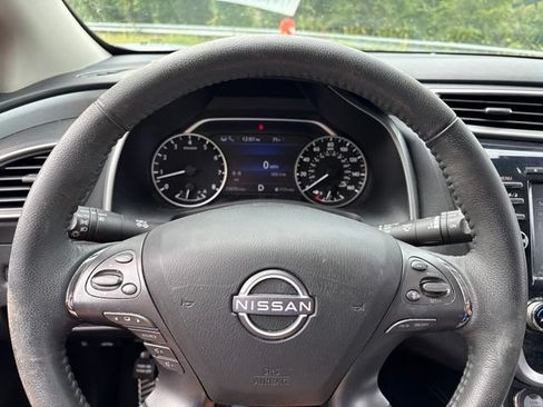 Certified 2023 Nissan Murano SV w/ SV Midnight Edition Package AWD/4WD image 20