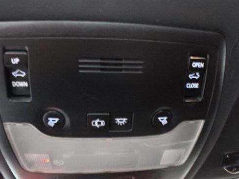 Used 2015 Lexus IS 350 image 19