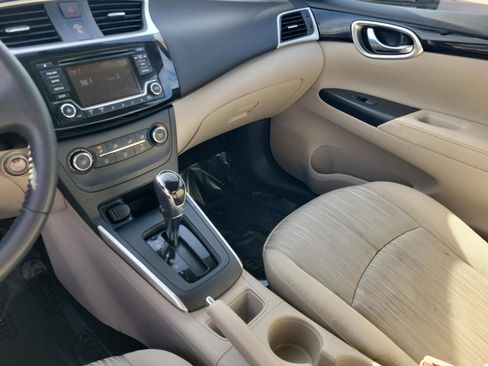 Used 2016 Nissan Sentra SV image 23