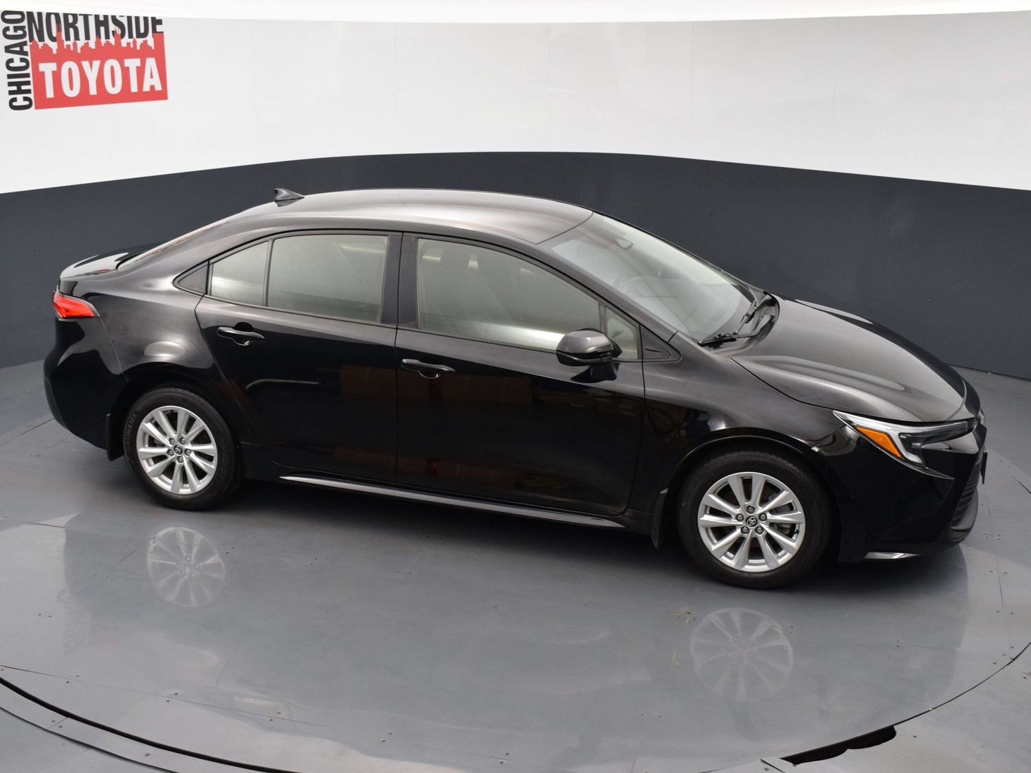 Used 2023 Toyota Corolla LE w/ LE Convenience Package FWD image 20