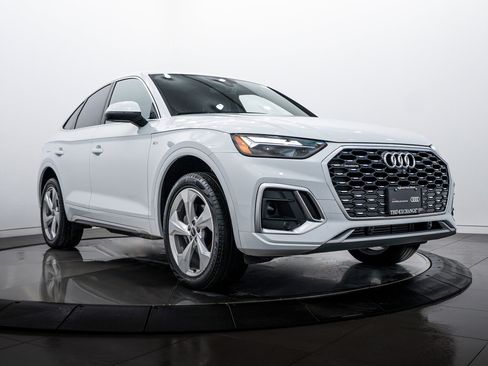 Certified 2025 Audi Q5 2.0T Premium Plus w/ Premium Plus Package image 1