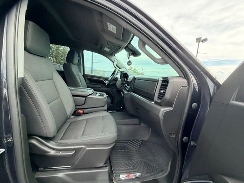 Used 2023 Chevrolet Silverado 1500 LT Trail Boss w/ Protection Package AWD/4WD image 18