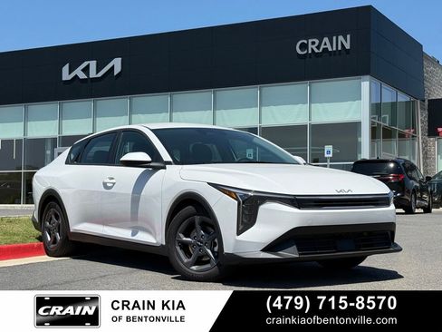 New 2026 Kia K4 FWD image 1