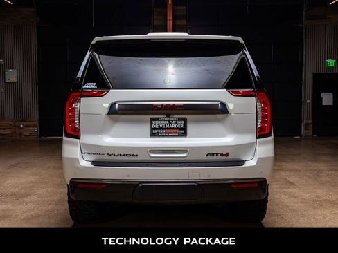 Used 2024 GMC Yukon AT4 w/ AT4 Premium Plus Package image 8