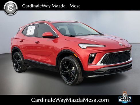 Used 2024 Buick Encore GX Sport Touring image 1