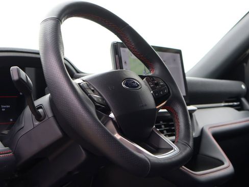 Certified 2025 Ford Explorer ST-Line AWD/4WD image 27