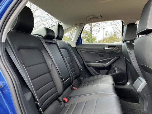 Used 2024 Volkswagen Jetta SE image 26