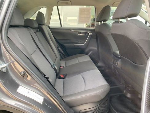 Certified 2025 Toyota RAV4 XLE image 18