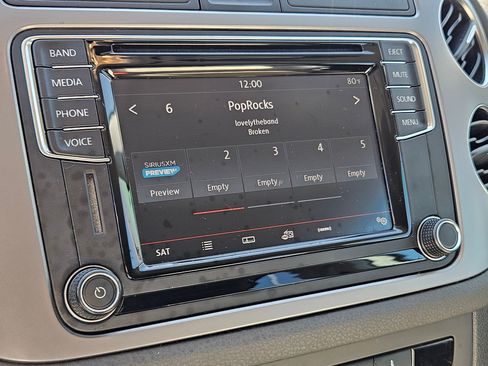 Used 2017 Volkswagen Tiguan S AWD/4WD image 22