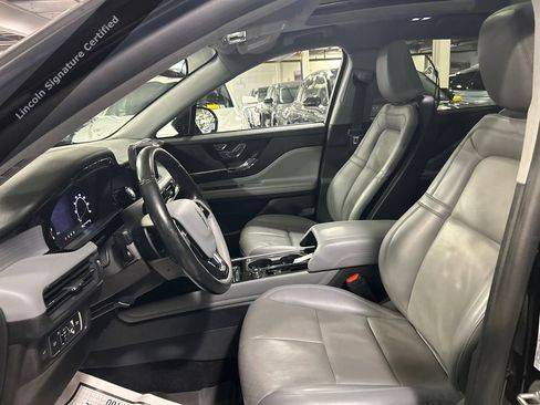 Certified 2022 Lincoln Corsair AWD w/ Premium Package image 10