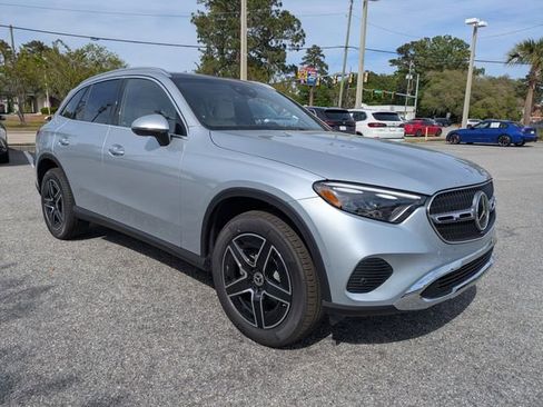 New 2026 Mercedes-Benz GLC 300 image 2