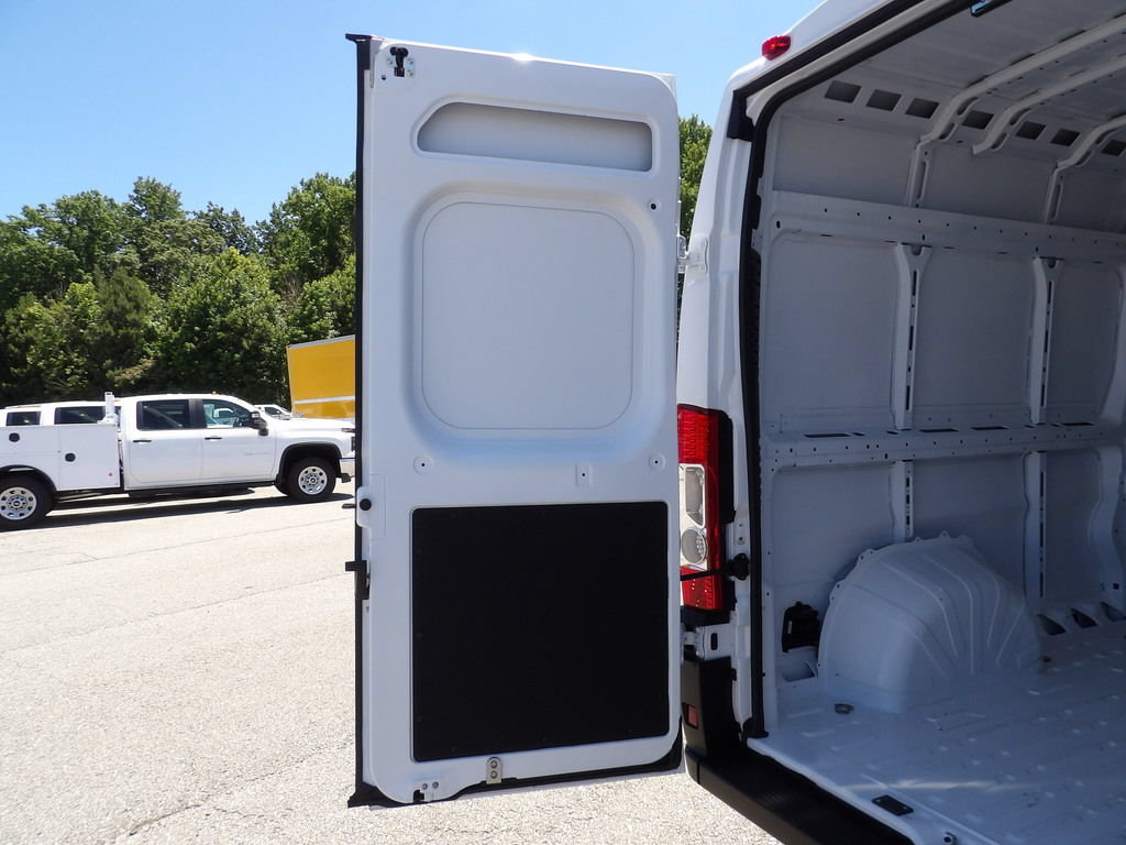 Used 2026 RAM ProMaster 2500 w/ Convenience Group FWD image 41