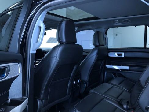Used 2021 Ford Explorer Limited w/ Hybrid Equipment Group 310A image 21
