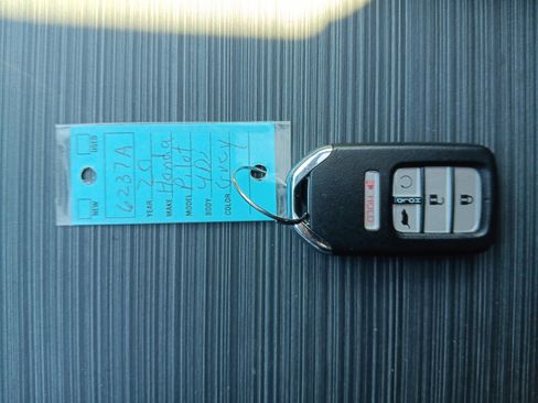 Used 2020 Honda Pilot Elite image 26