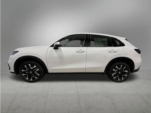 New 2026 Honda HR-V EX-L image 2