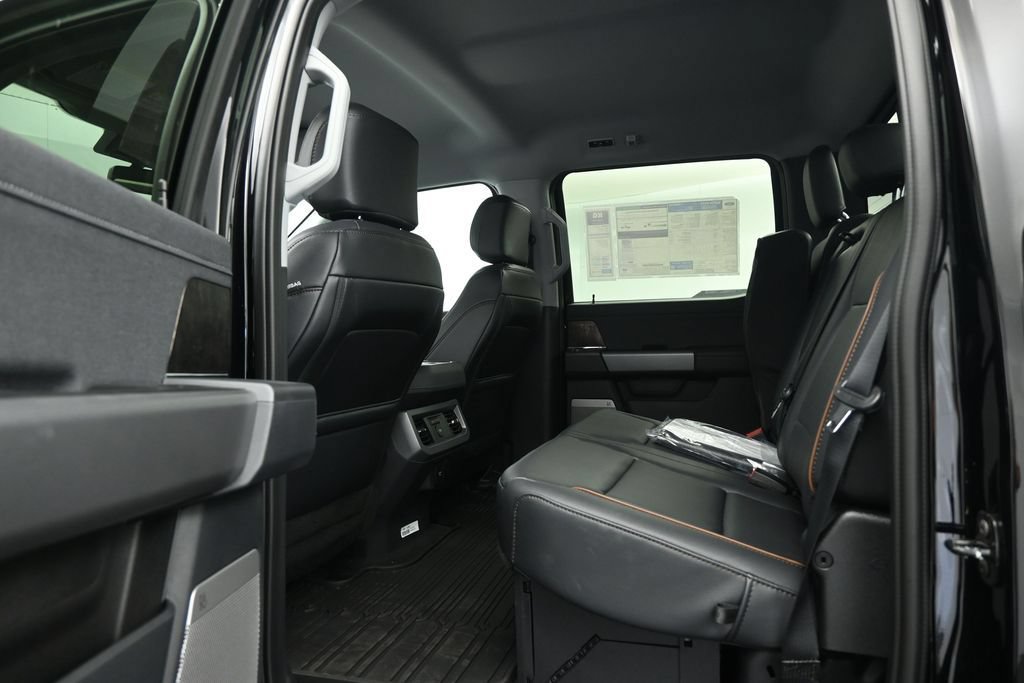 New 2026 Ford F250 Lariat w/ Black Appearance Package AWD/4WD image 19