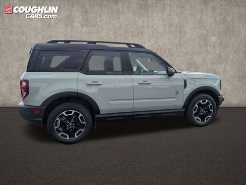 Used 2023 Ford Bronco Sport Outer Banks AWD/4WD image 8