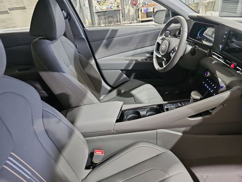 New 2026 Hyundai Elantra SEL Sport Premium FWD image 10