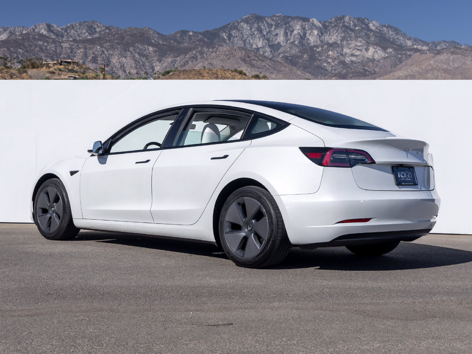 Used 2023 Tesla Model 3 Standard Range RWD image 4