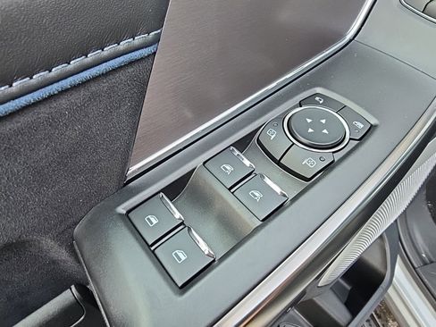 New 2025 Ford F150 Platinum w/ Equipment Group 702A High image 9