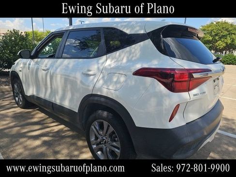 Used 2021 Kia Seltos LX AWD/4WD image 3