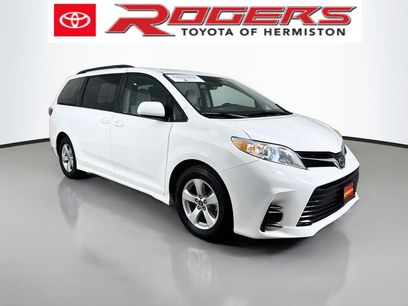 Certified 2018 Toyota Sienna LE