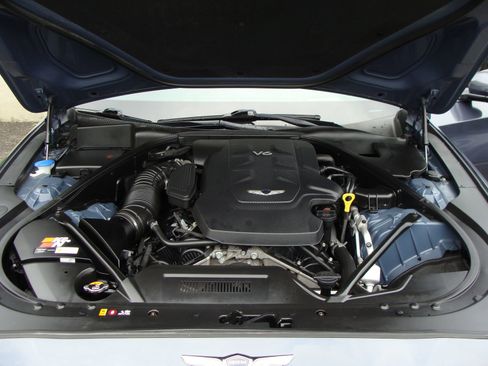 Used 2017 Genesis G80 3.8 w/ Option Group 03 image 36