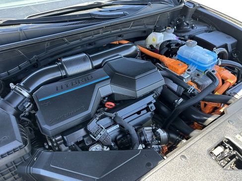 Used 2024 Hyundai Tucson Limited image 32