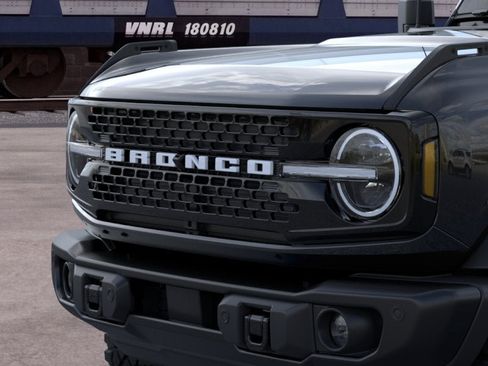 New 2026 Ford Bronco Badlands w/ Wildtrak Package AWD/4WD image 19