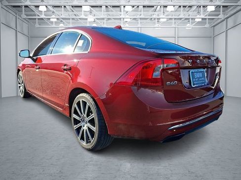 Used 2016 Volvo S60 T5 Inscription Platinum image 6