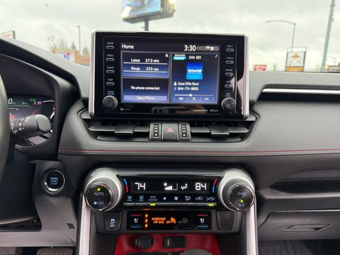 Used 2020 Toyota RAV4 TRD Off-Road image 19