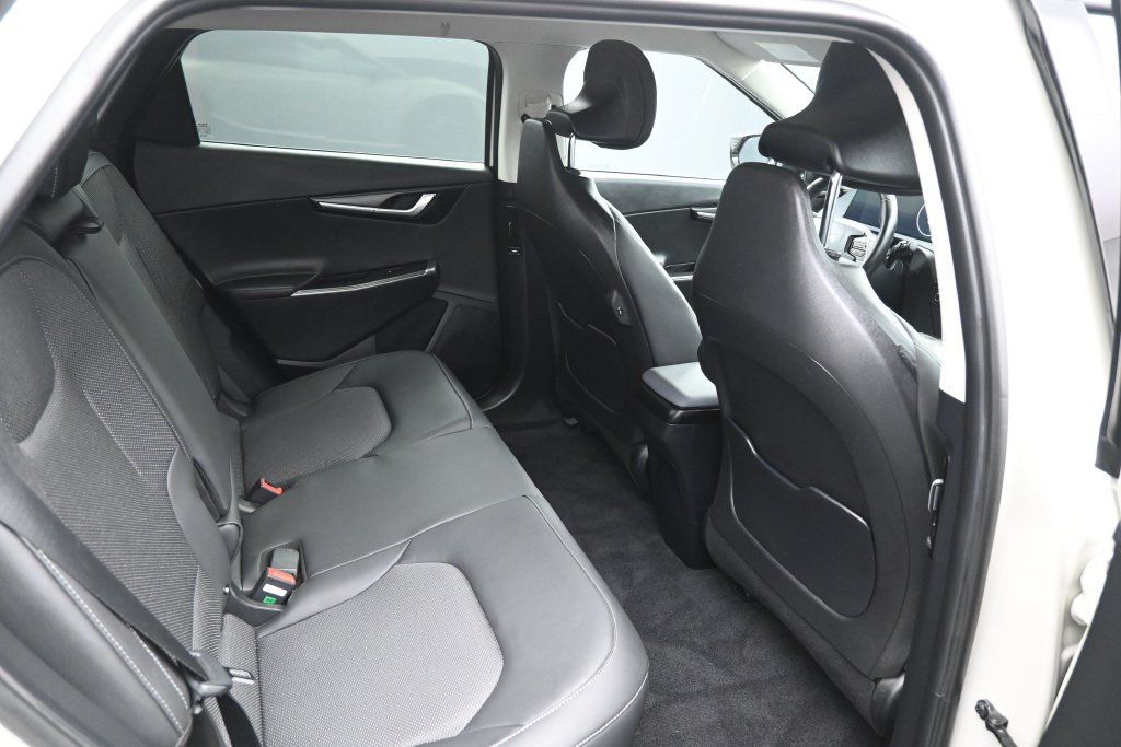 Used 2024 Kia EV6 Light RWD image 28