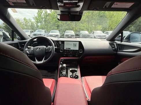 Used 2025 Lexus NX 250 FWD w/ Accessory Package (K3) image 22