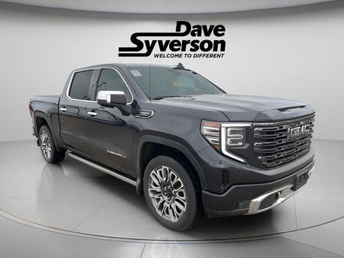 Used 2025 GMC Sierra 1500 Denali Ultimate image 3