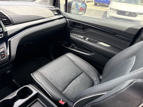 Certified 2023 Honda Odyssey Elite image 23