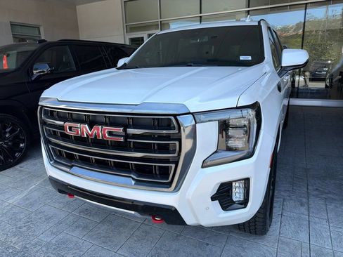Used 2022 GMC Yukon XL AT4 AWD/4WD image 1
